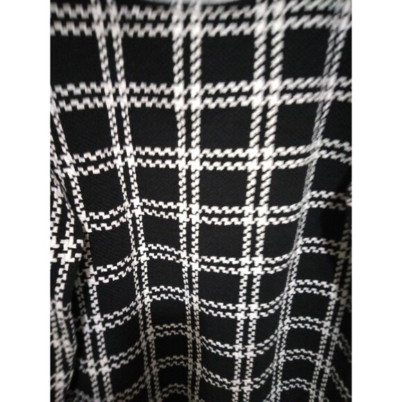 Talbots Black & White All Over Print Geometric Tunic Sweater Women’s Capsule M - Picture 2 of 7